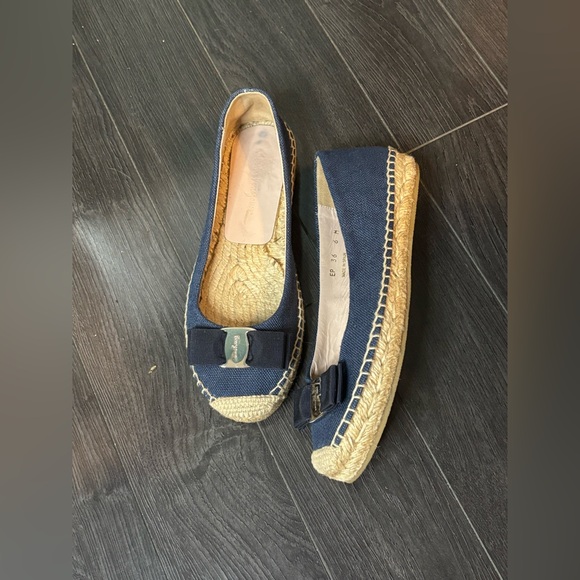 Girl shoes by Salvatore Ferragamo size 36 - Picture 1 of 5